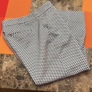Black and White Express Crop Pants